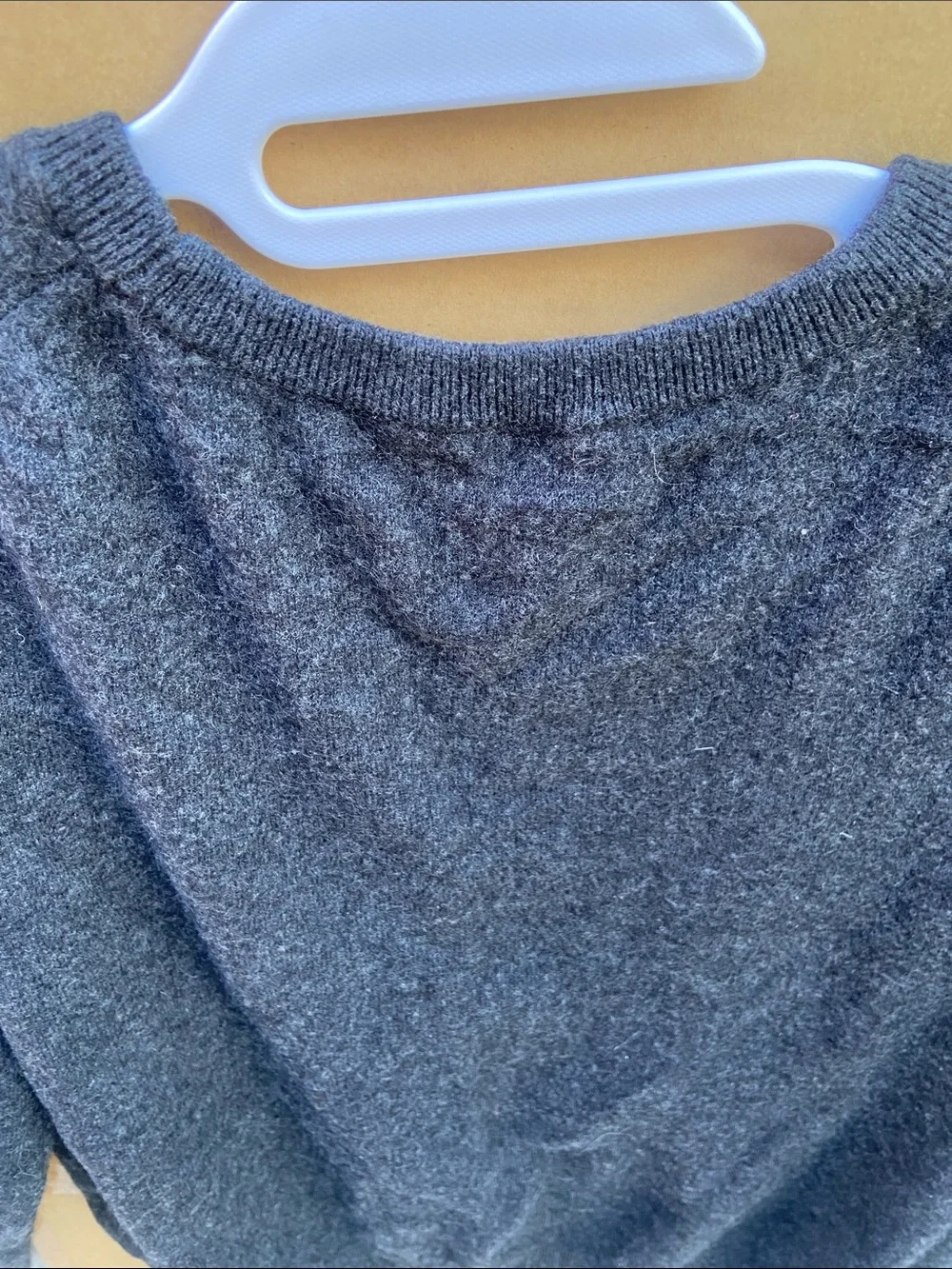 Quince Men's Cashmere Dark Charcoal Crewneck Sweater